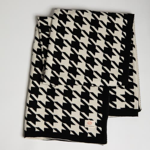 Pink Lemonade Houndstooth Organic Cotton Throw Blanket In Black
