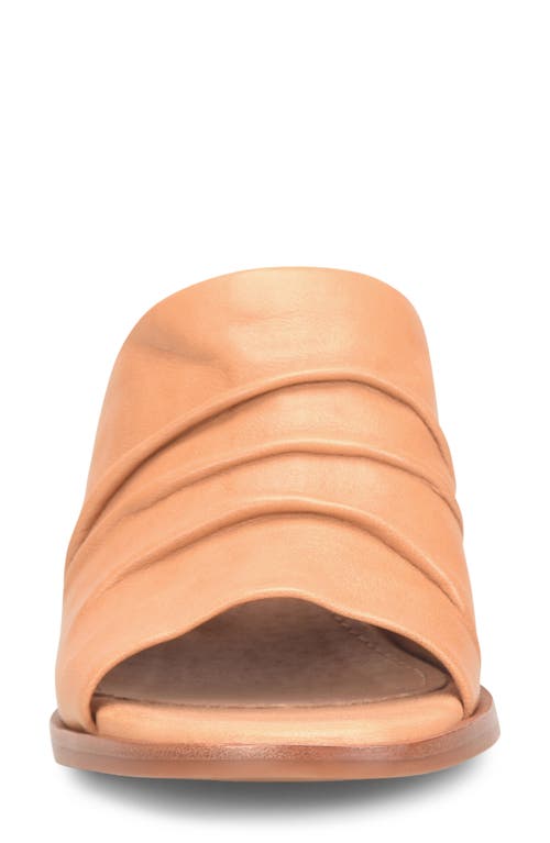 Söfft Farlan Ruched Sandal In Caramel
