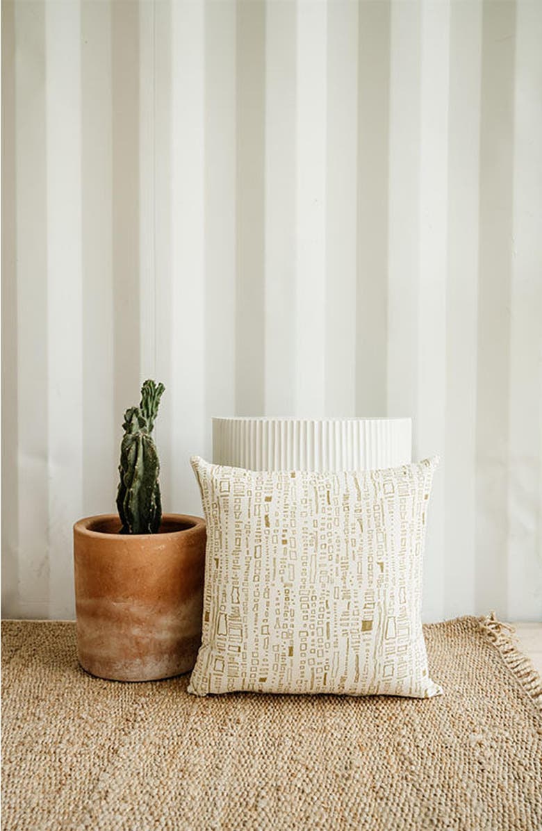 at300nelson Capistrano in Halcyon 18" x 18" Pillow, Alternate, color, Halcyon