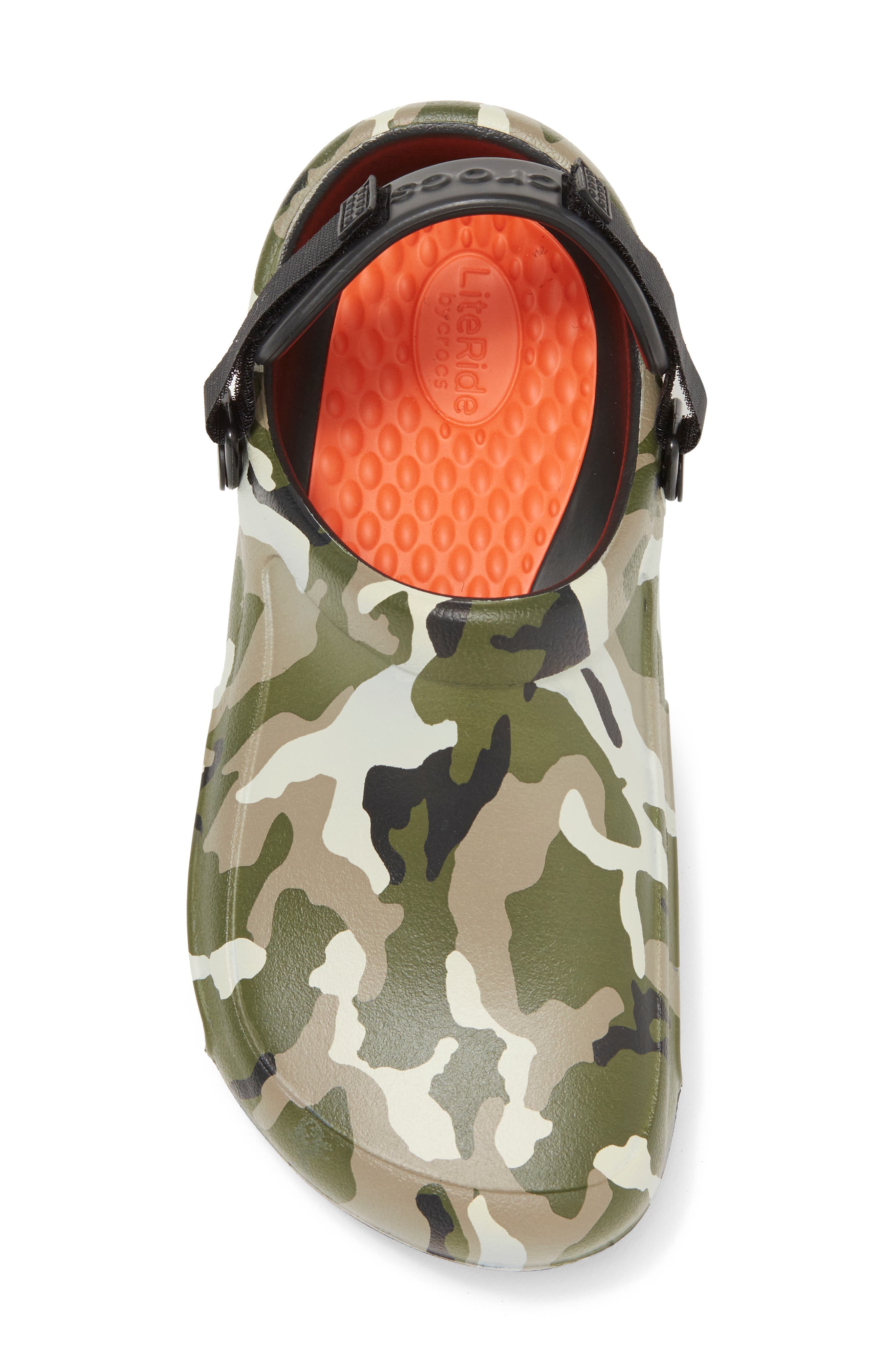 CROCS Gender Inclusive Waterproof Bistro Pro Camo Graphic Clog, Alternate, color, 