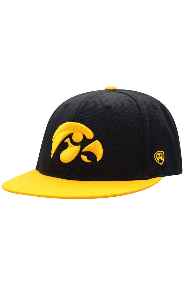 TOP OF THE WORLD Men's Top of the World Black/Gold Iowa Hawkeyes Team Color Two-Tone Fitted Hat, Main, color, Black