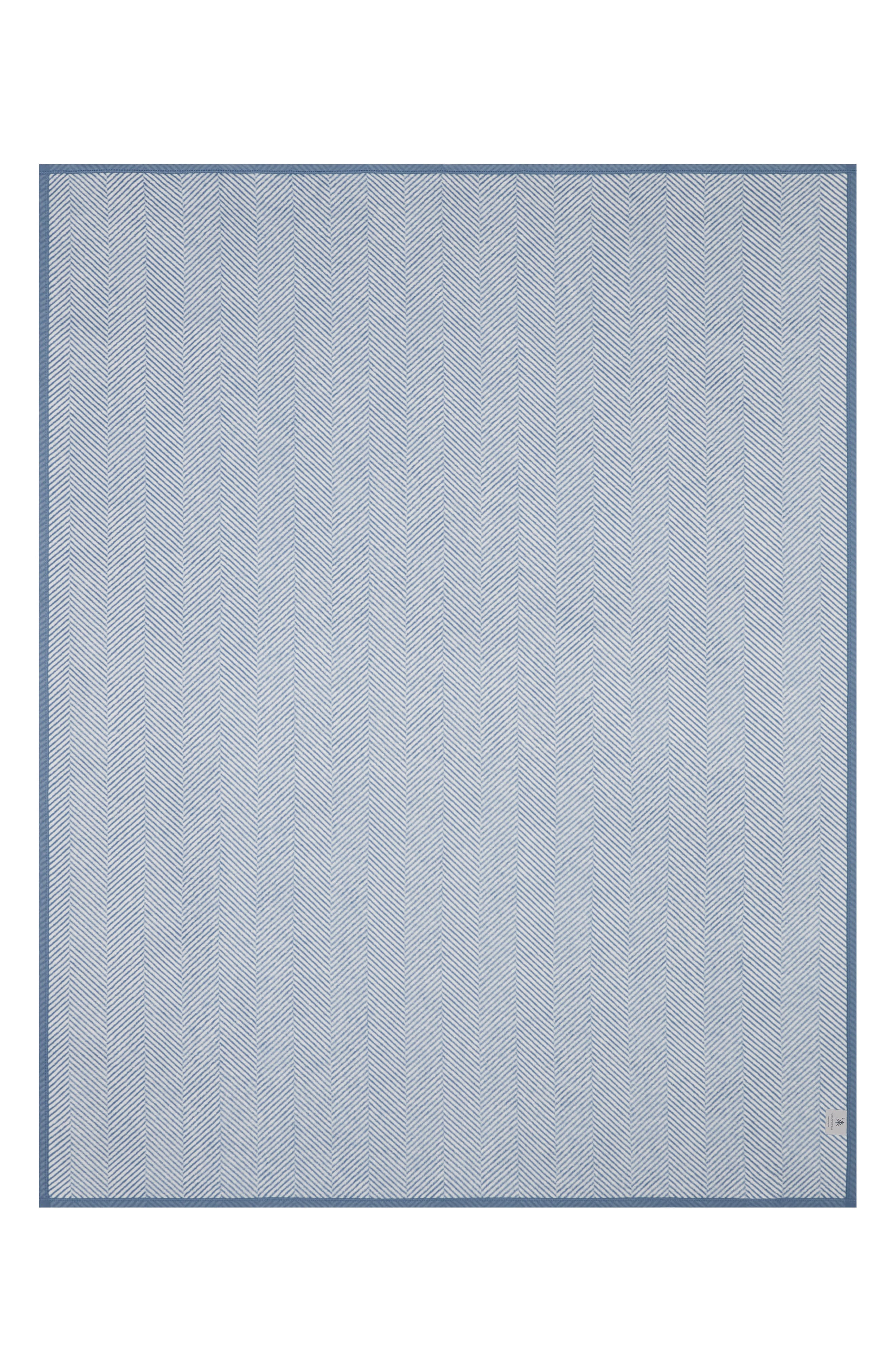 ChappyWrap Harborview Throw Blanket - Thumbnail 2