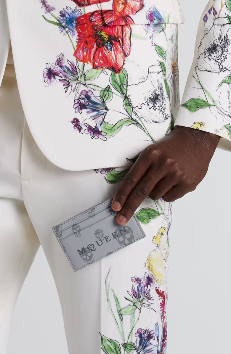 McQueen Skull Leather Card Case, Alternate, color, Grey/ Dark Grey