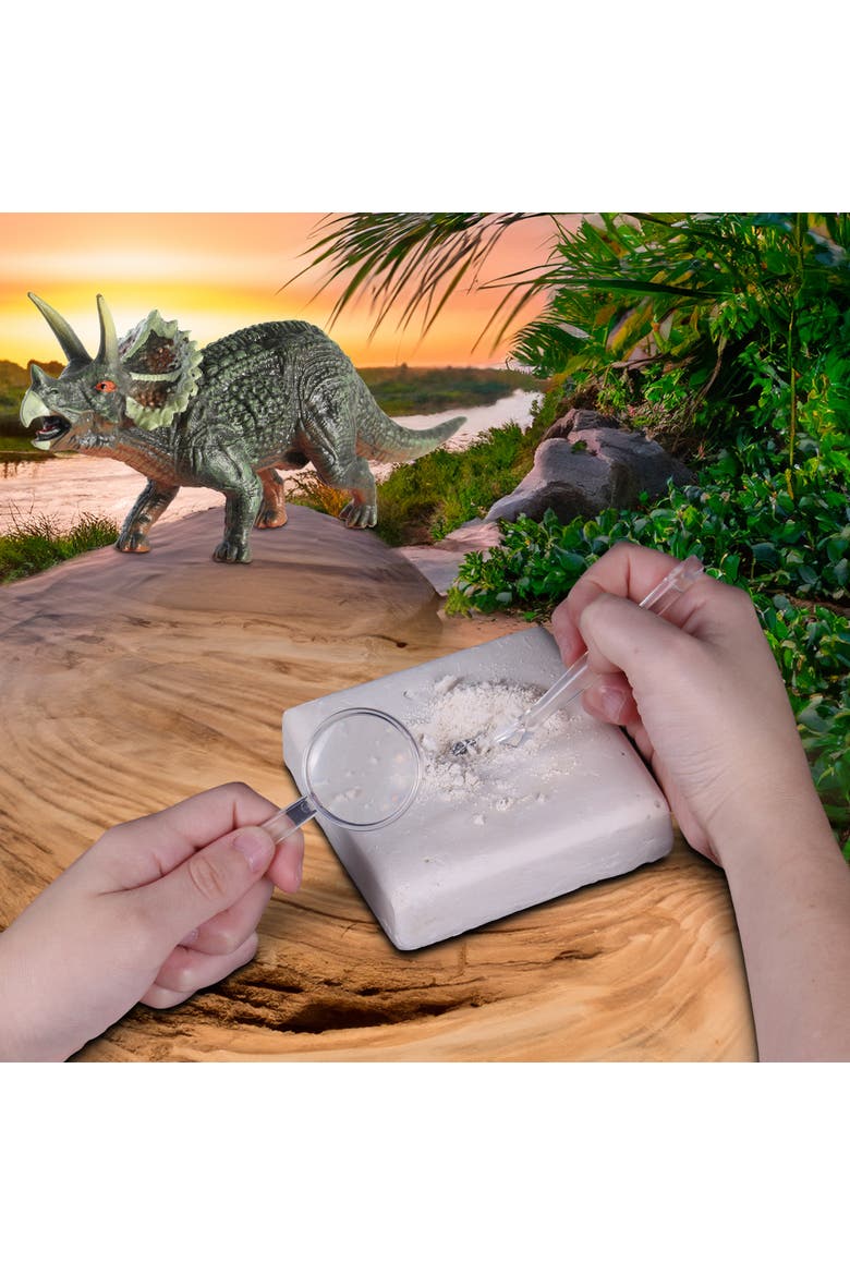 Dino Dig Triceratops Skeleton Excavation Kit, Alternate, color, Multicolored