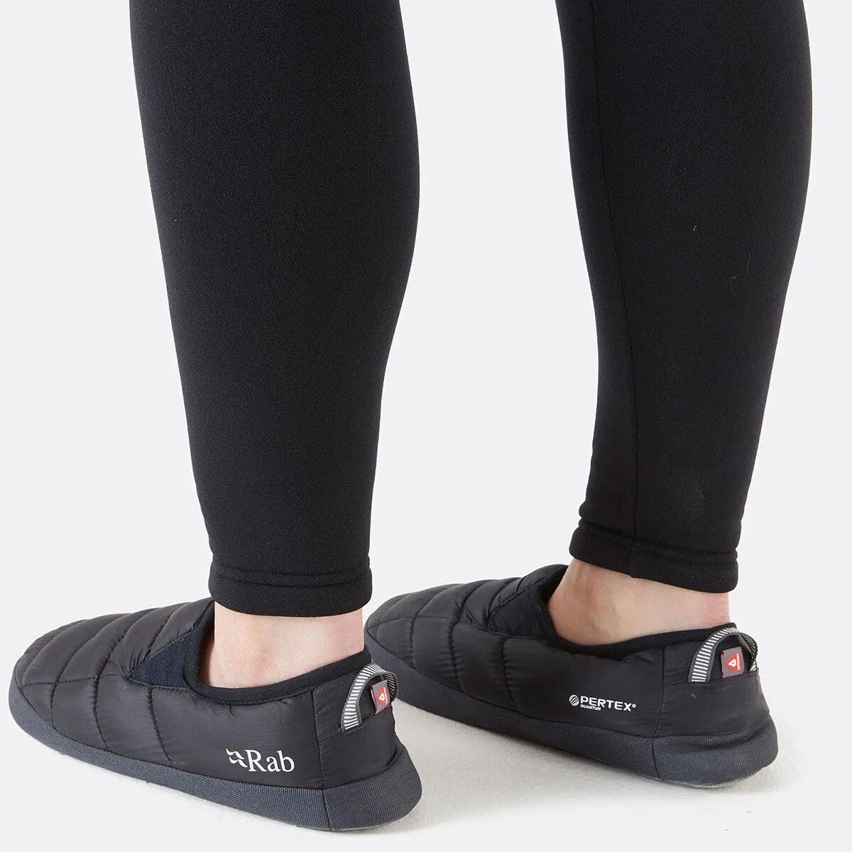 Cirrus Hut Slipper, Alternate, color, Black (Black)