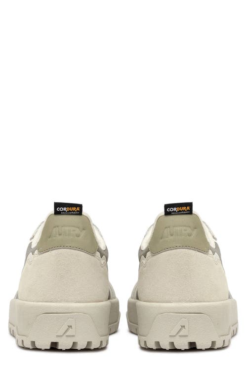Autry Wildplace Low Sneaker In Neutral