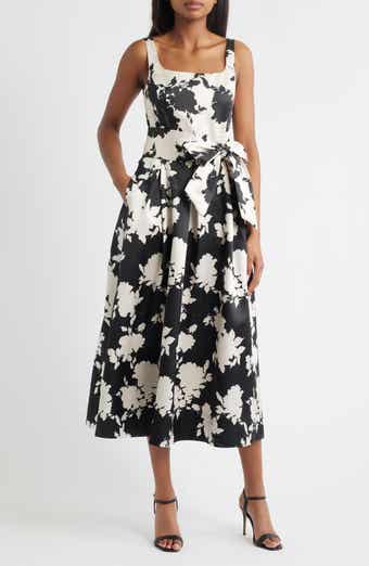 Julia Jordan Sleeveless Cocktail Dress