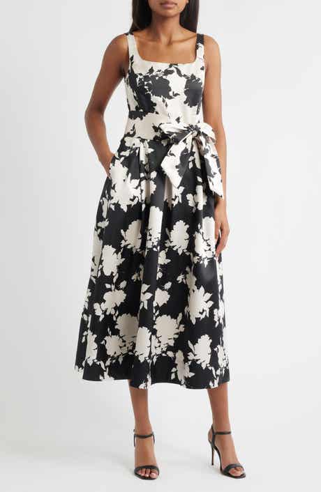 Julia Jordan Sleeveless Cocktail Dress