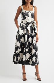 Julia Jordan Sleeveless Cocktail Dress