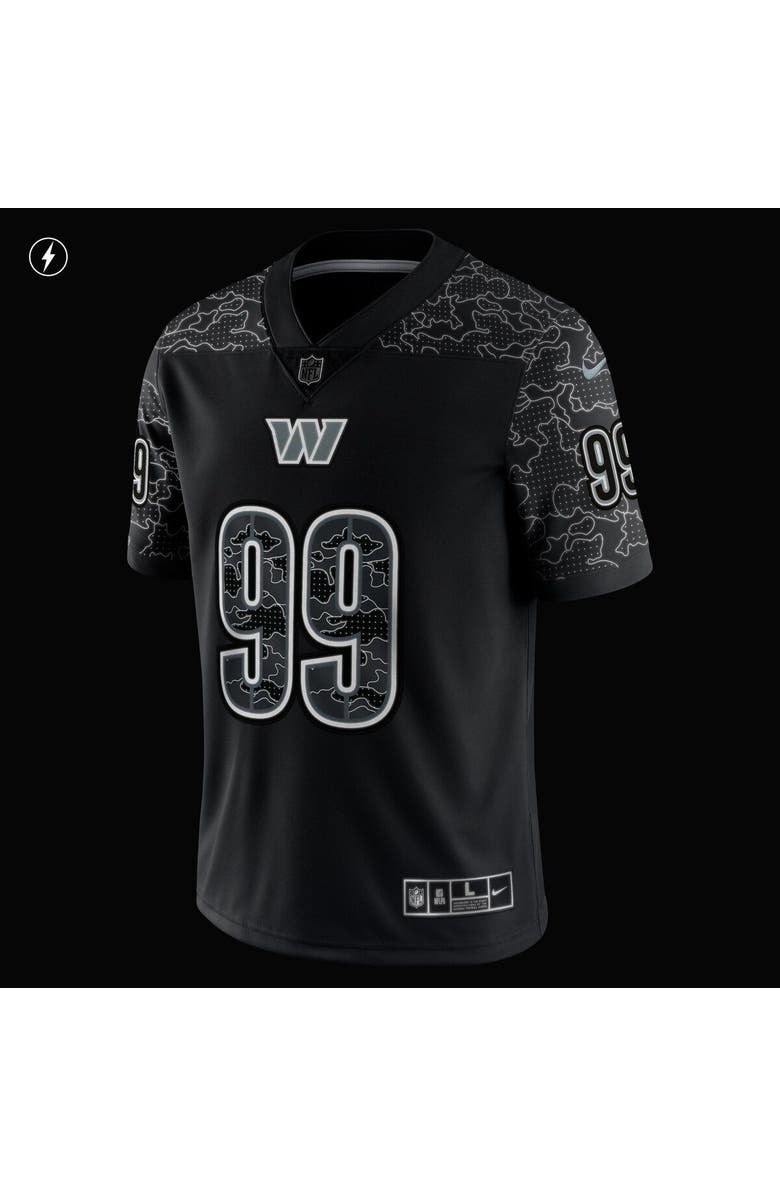 Nike Men's Nike Chase Young Black Washington Commanders RFLCTV Limited Jersey, Alternate, color, 