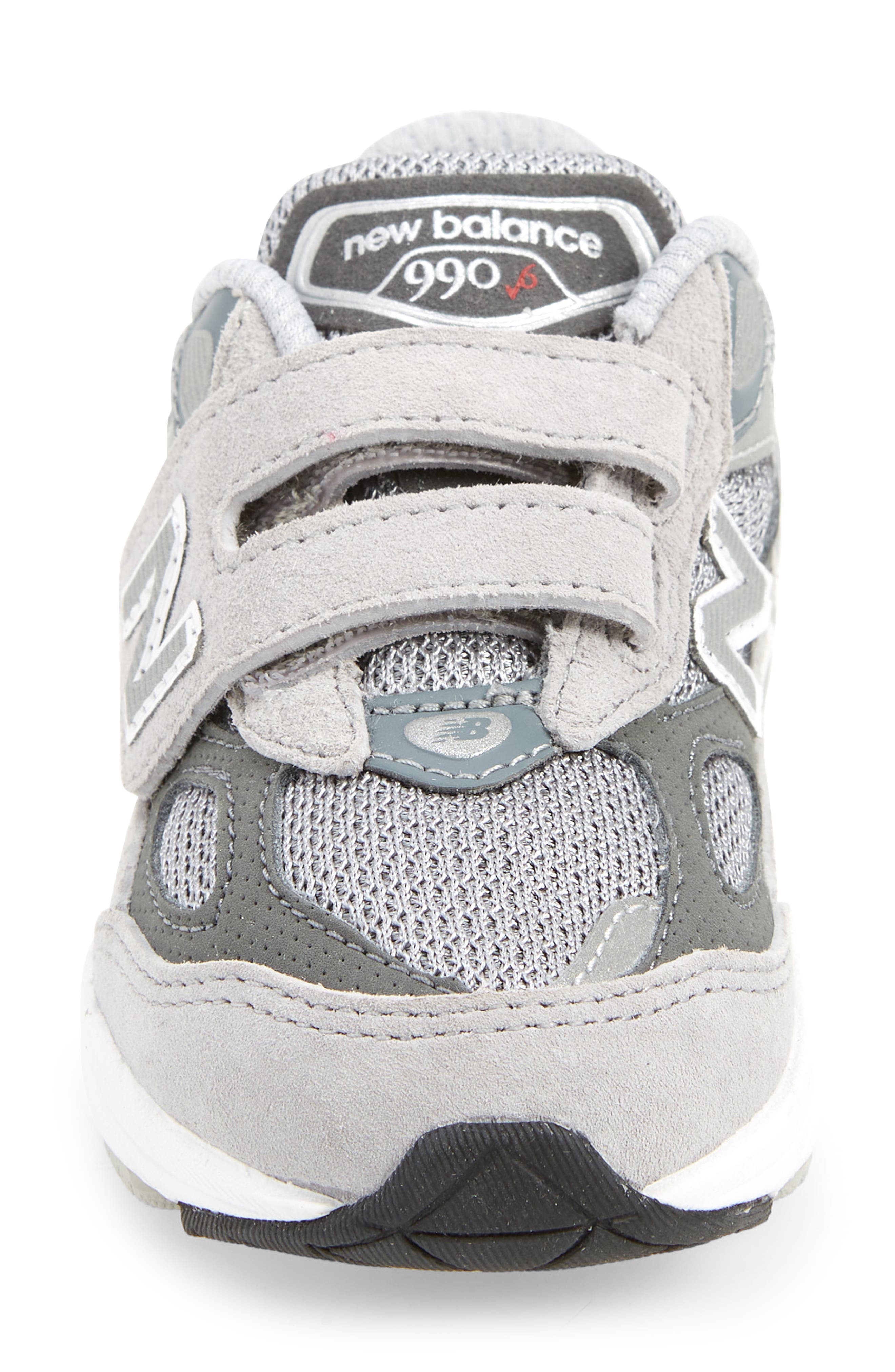 New Balance Kids' 990 v6 Sneaker, Alternate, color, Grey