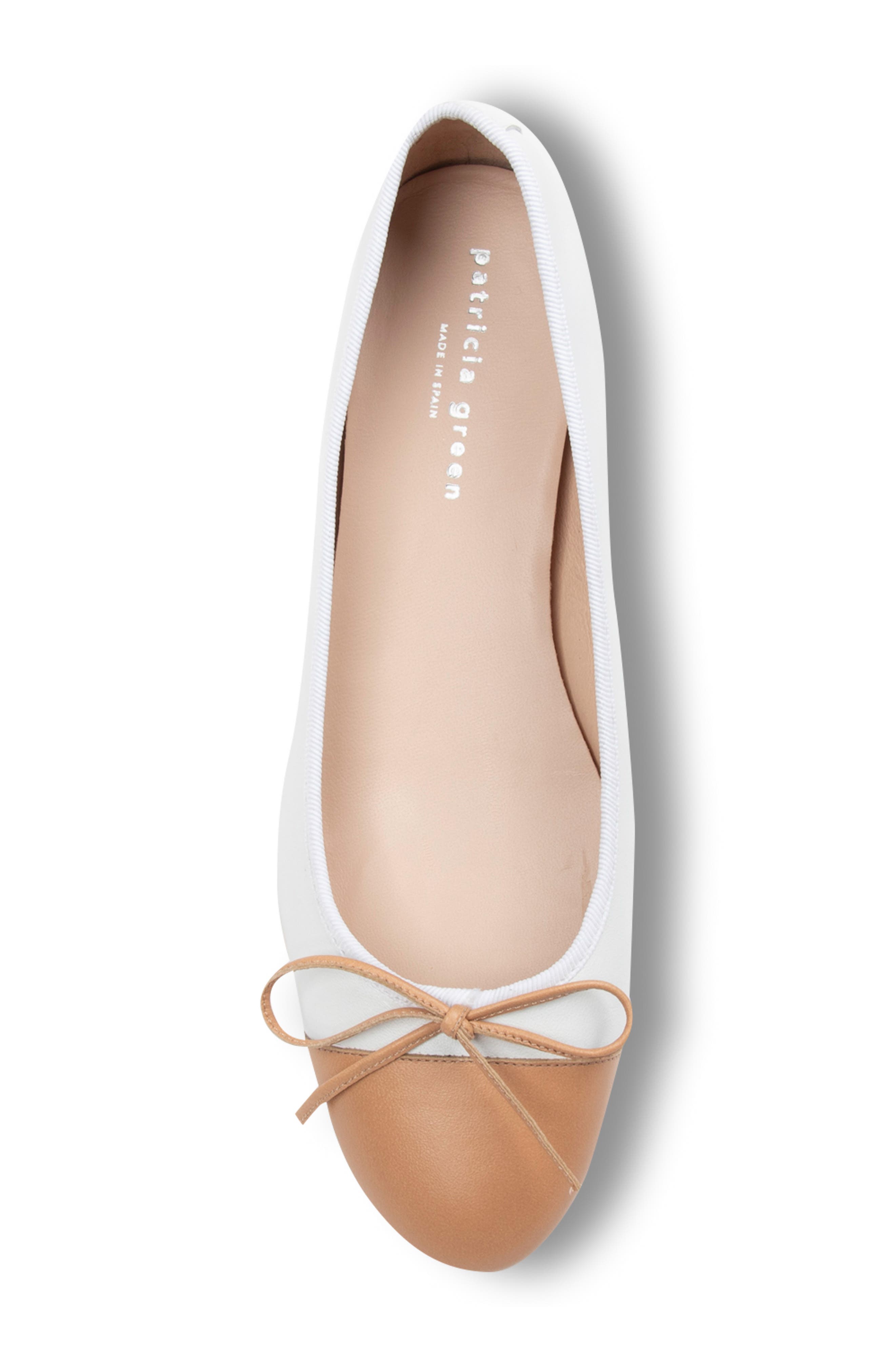 patricia green Tropez Cap Toe Ballet Flat, Alternate, color, White/ Natural