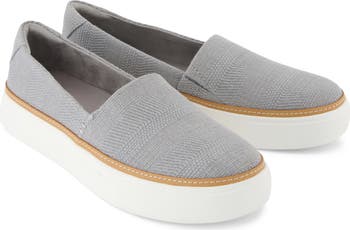 Kameron Slip-On Sneaker