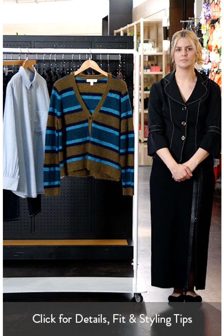 Etching Stripe Cardigan video