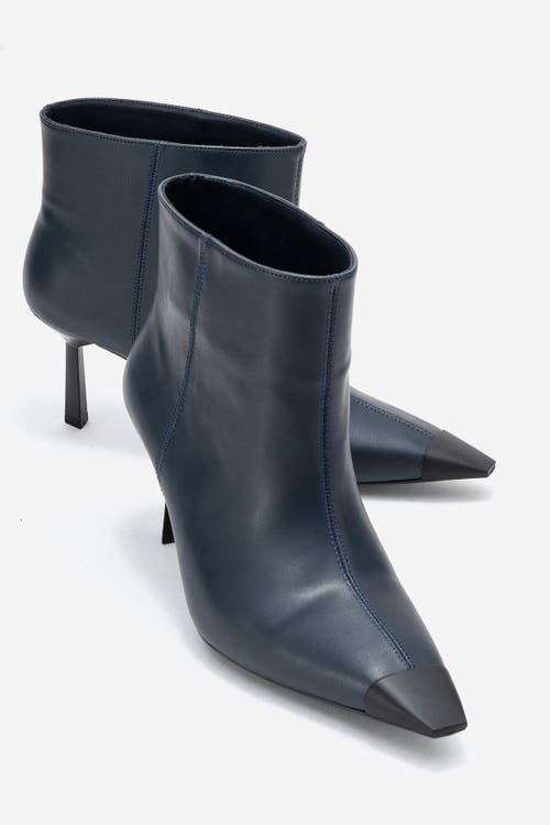 Prologue Shoes Rassel Pointed Toe Boot In Blue