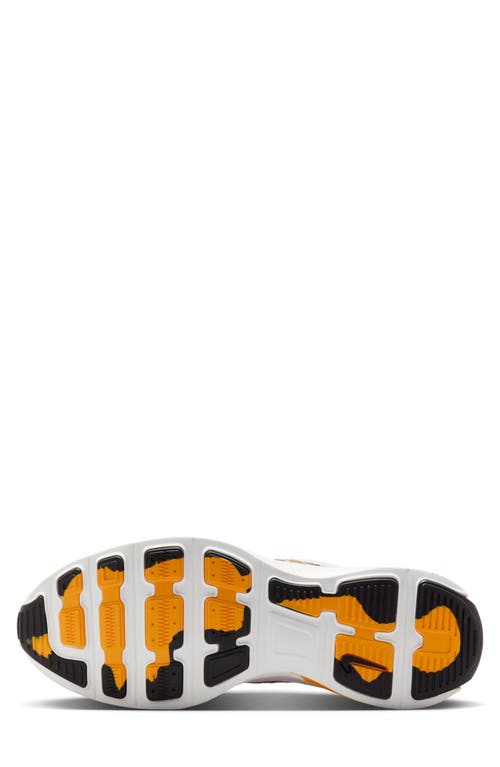 Nike Lunar Roam Sneaker In White