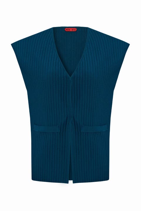 Knitted Vest