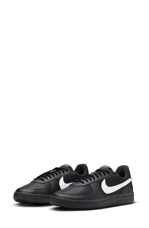 Field General Sneaker (Women)