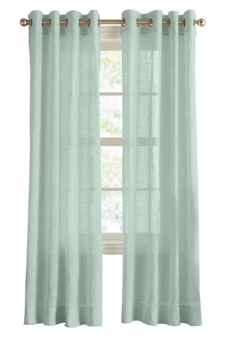 Classic Set of 2 Curtain Panels video