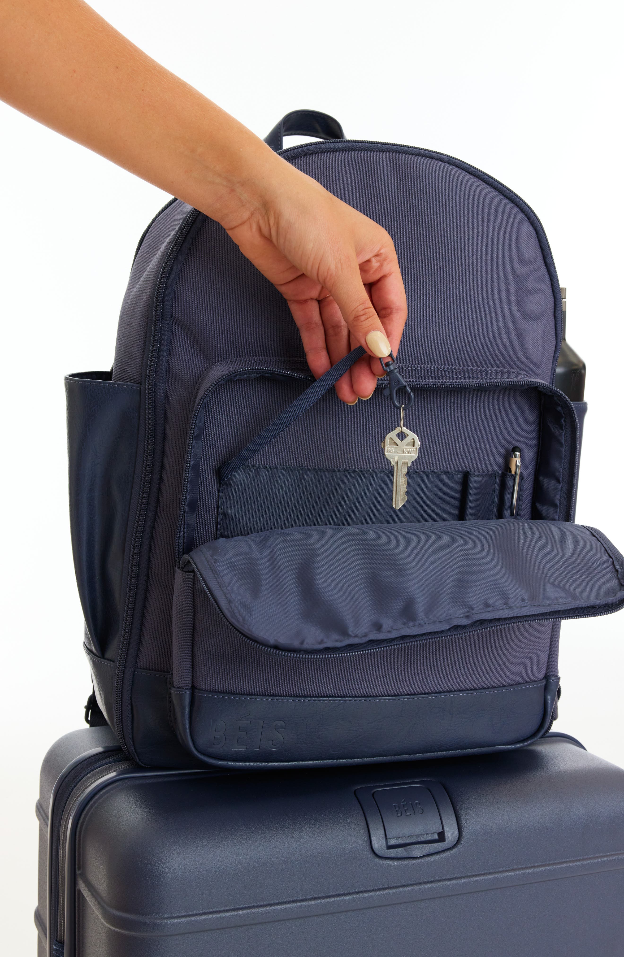 Béis The Backpack, Alternate, color, Navy