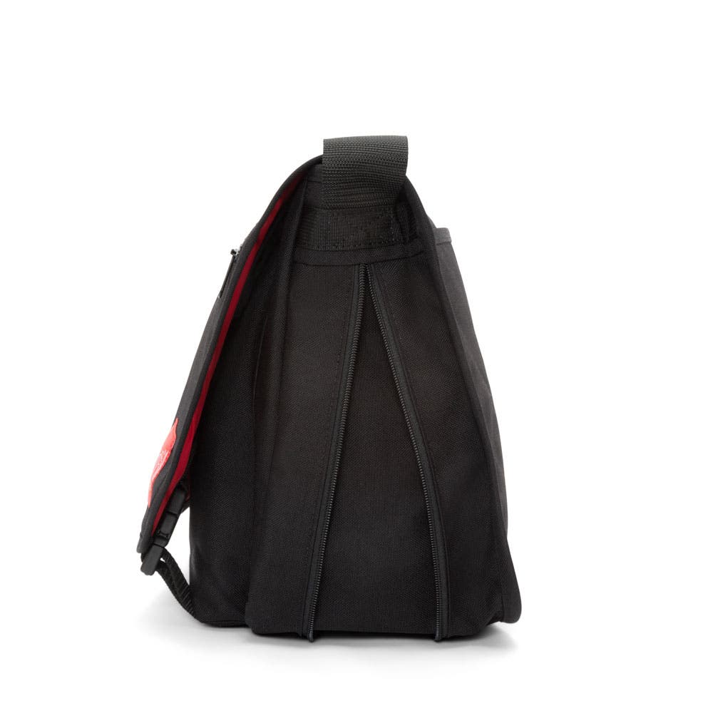 Manhattan Portage Europa Messenger Bag, Alternate, color, Black