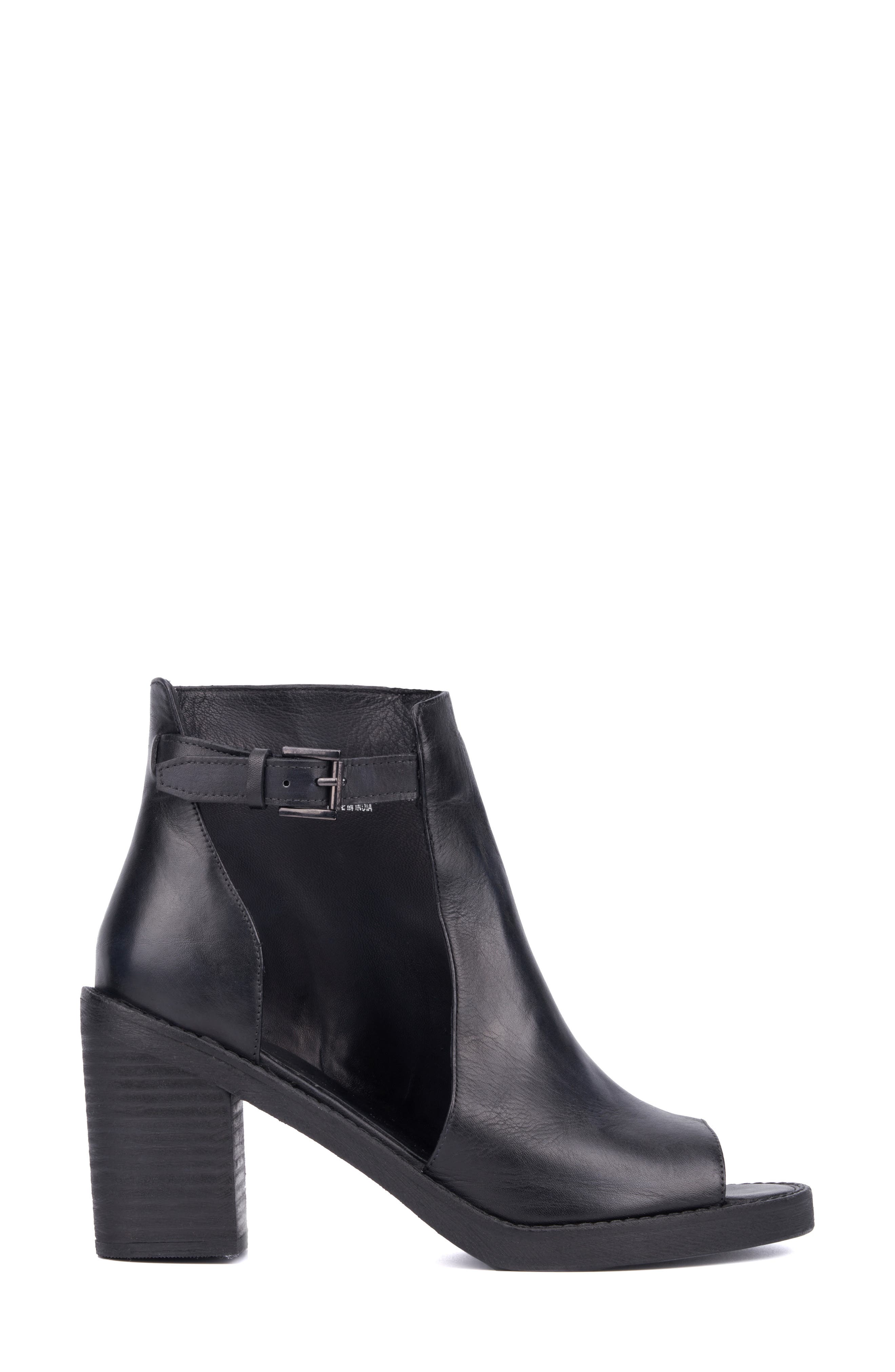 VINTAGE FOUNDRY Laverne Block Heel Sandal, Alternate, color, Black