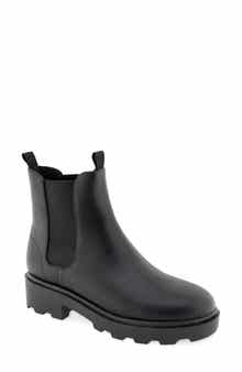 Elara Chelsea Boot