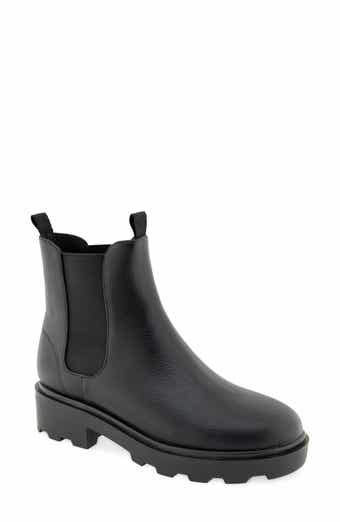Elara Chelsea Boot