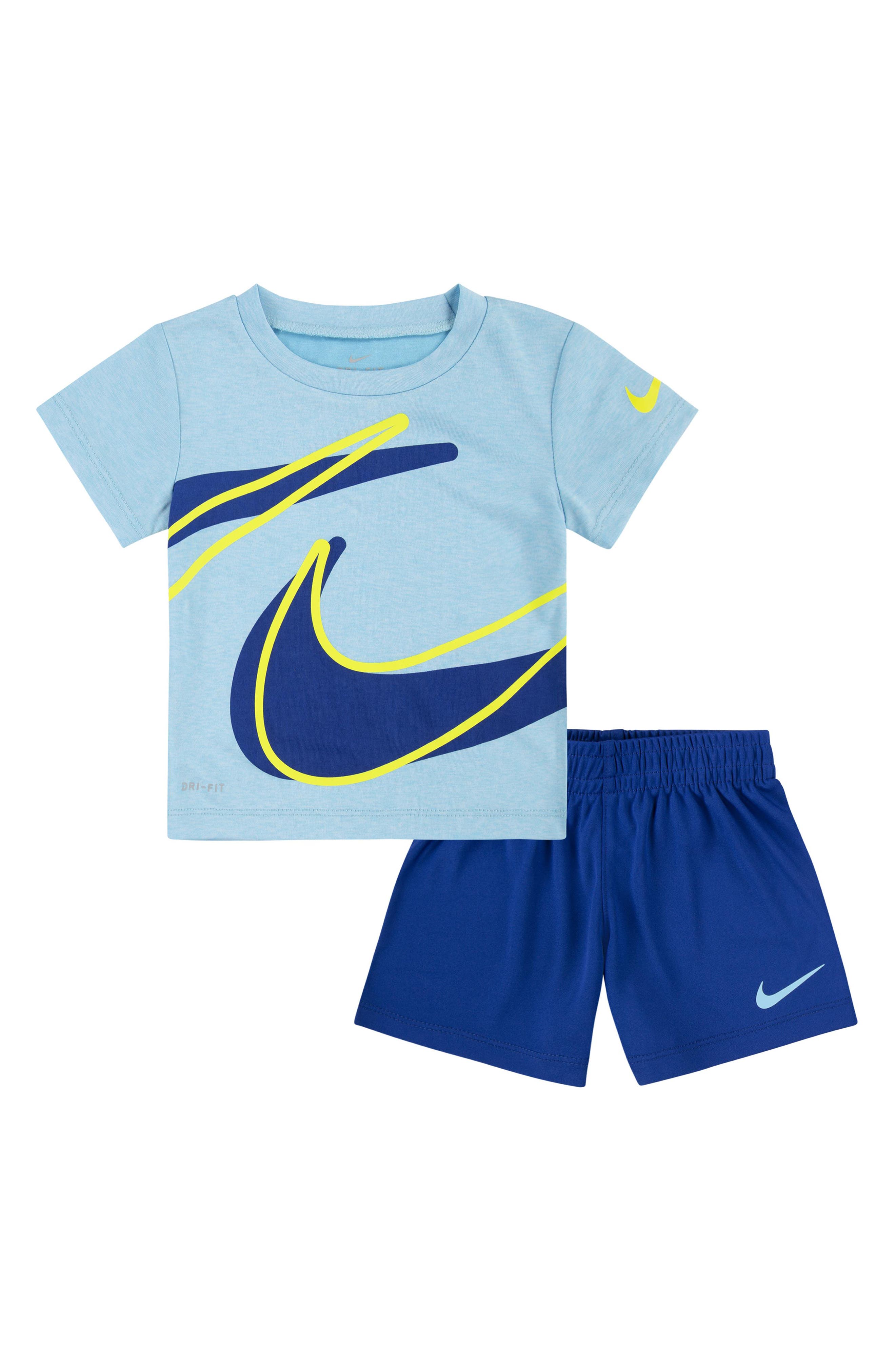 Dropset Dri-FIT T-Shirt & Shorts Set