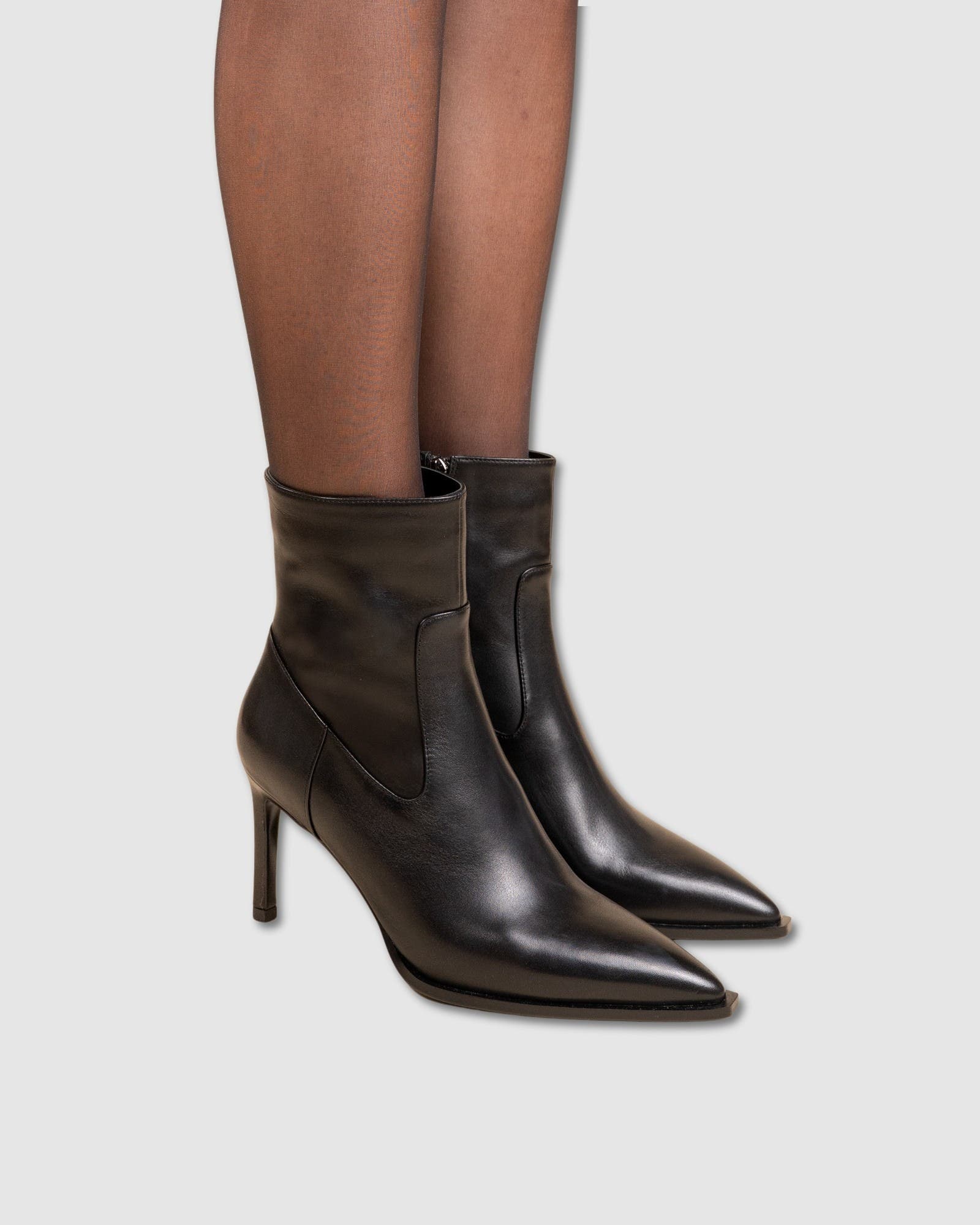 MI/MAI Georgia Pointed Toe Low Boots, Alternate, color, Black