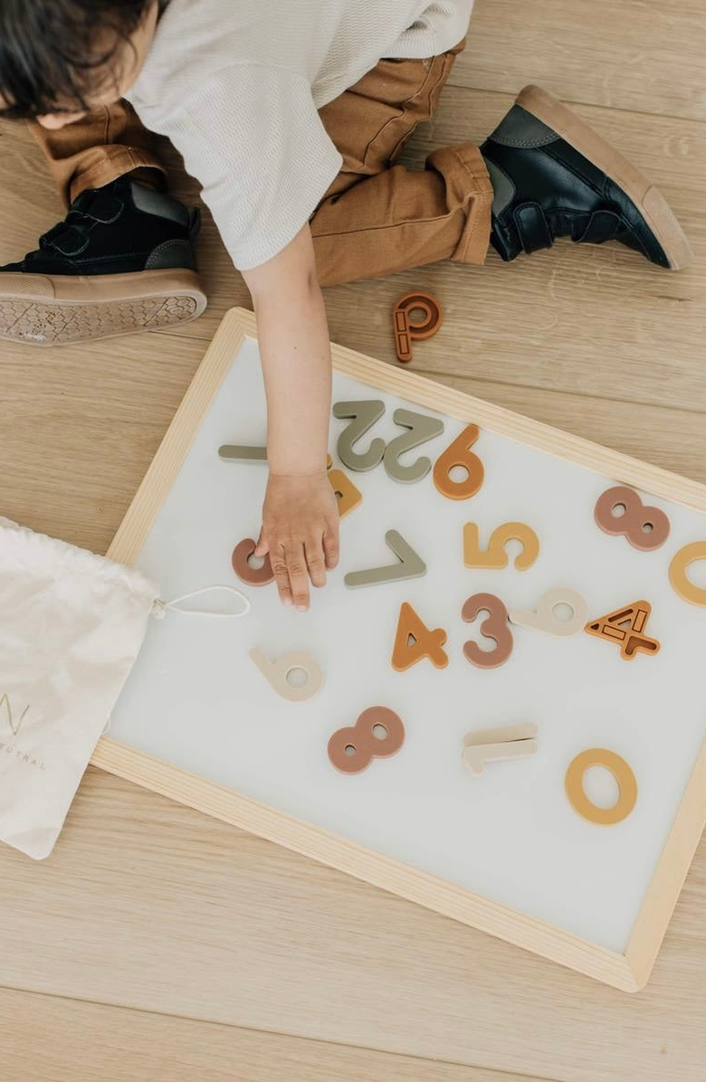 BROOKLYN NEUTRAL Silicone Magnetic Numbers Playset, Alternate, color, Neutral Colors