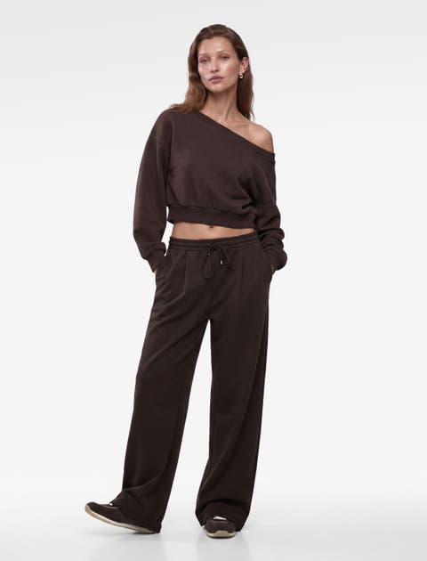 Wide Leg Sweatpants With Pleat Detail