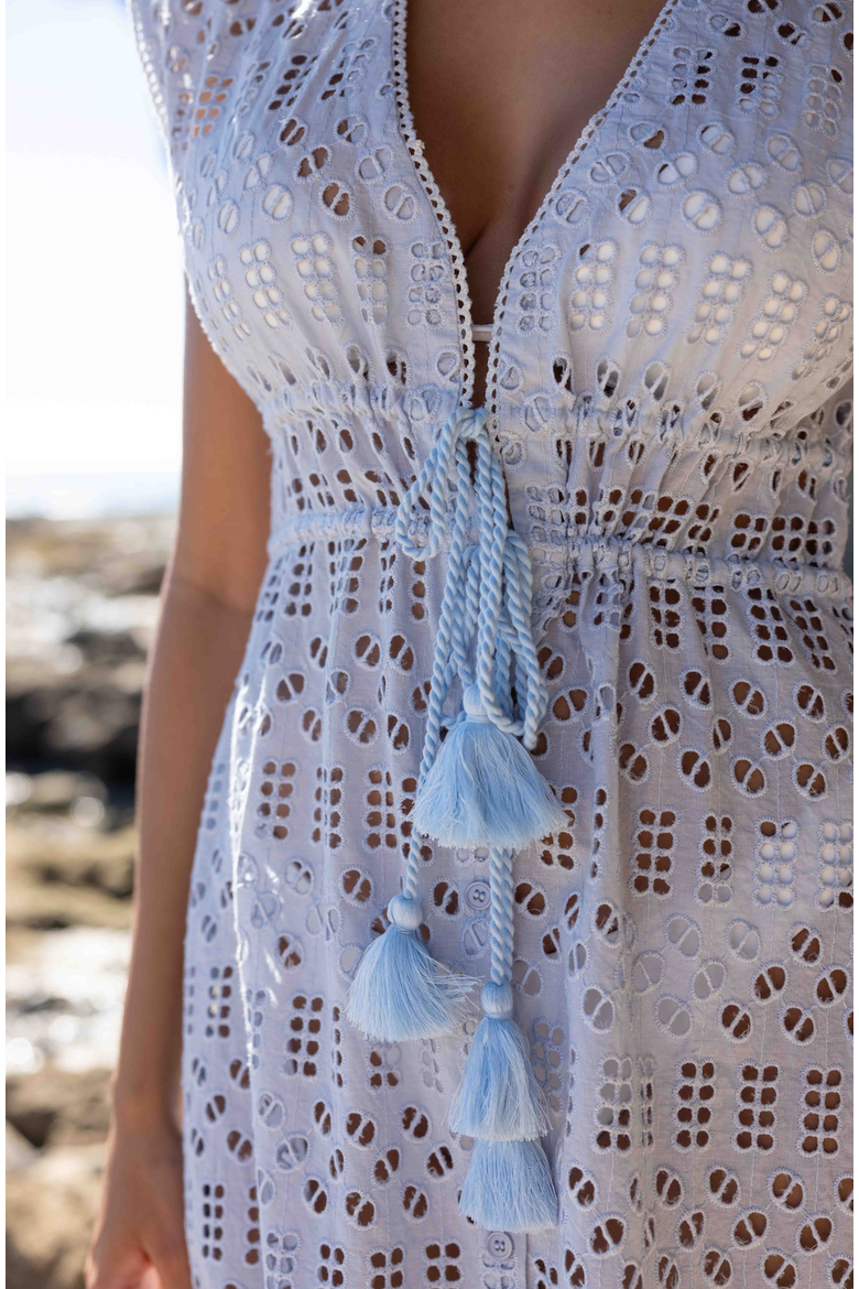 Fontelina Cap Sleeve Eyelet Cover-up, Alternate, color, Light Blue