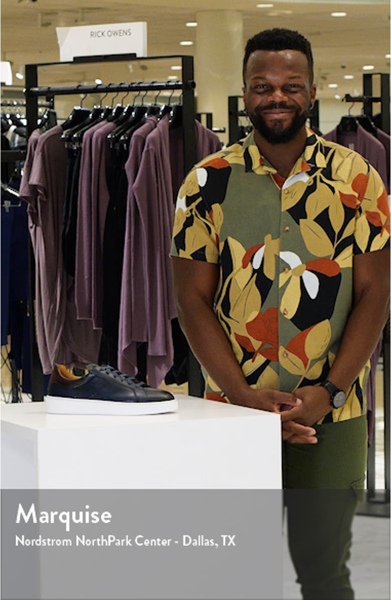 Reina II Sneaker, sales video thumbnail