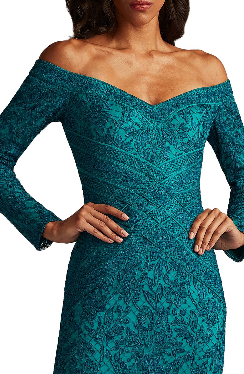 Tadashi Shoji Off the Shoulder Lace Trumpet Gown, Alternate, color, Cerulean