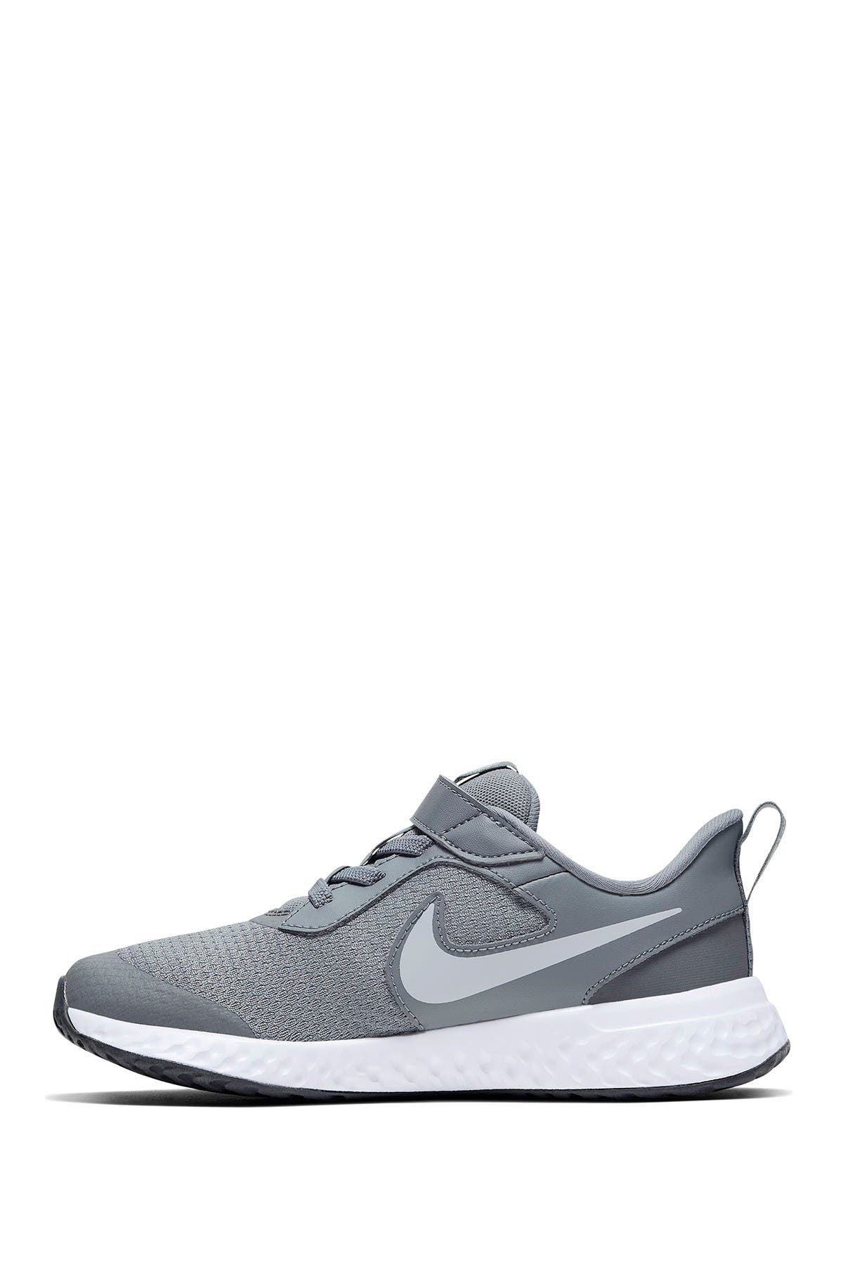Nike Revolution 5 PSV Running Shoe | Nordstromrack
