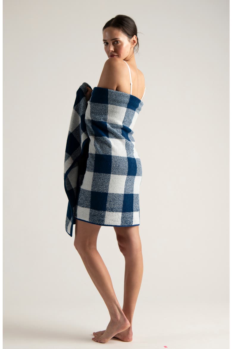 Gingham Stretch Bath Towel, Alternate, color, WORKSHOP WHITE/ STUDIO NAVY