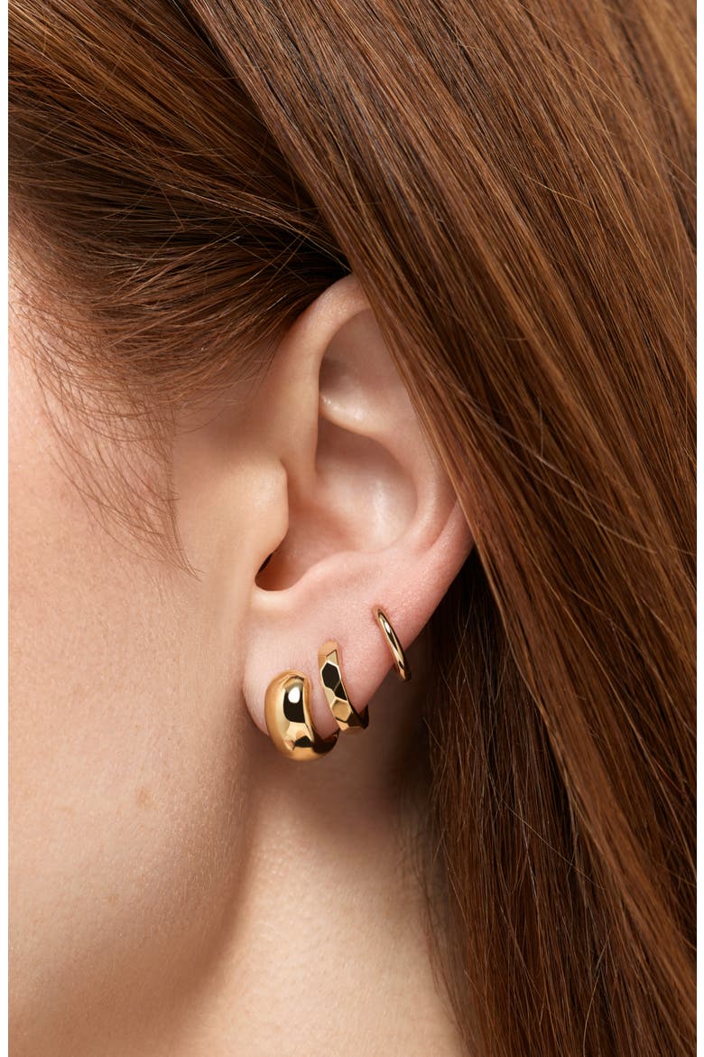 Walker Faceted Huggie Hoop Earrings, Alternate, color, GOLD