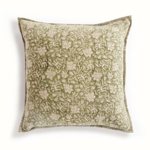 Henriella Pillow 20"