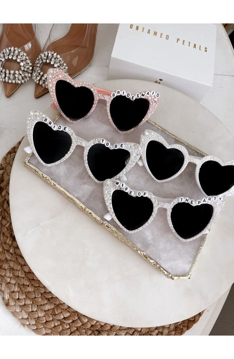 Untamed Petals Wife of the Party Sunnies, Alternate, color, Pearl White