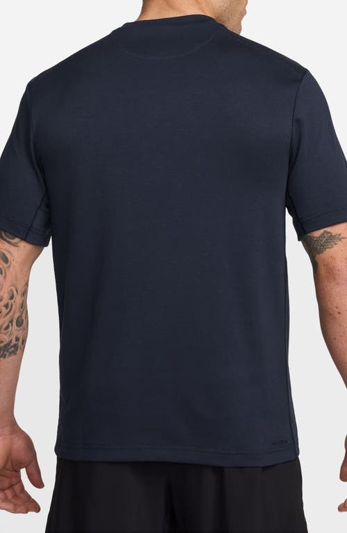 Nike Primary Training Dri-fit Short Sleeve T-shirt In Obsidian