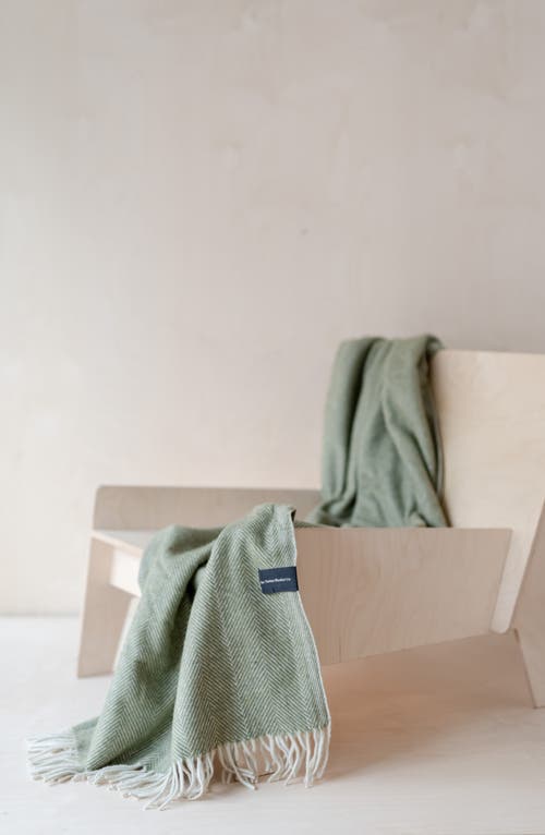 Tbco Recycled Wool Blend Throw Blanket In Green