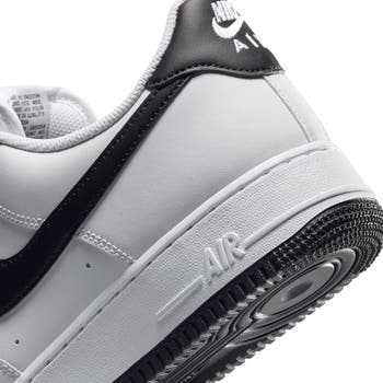 Air Force 1 '07 Sneaker