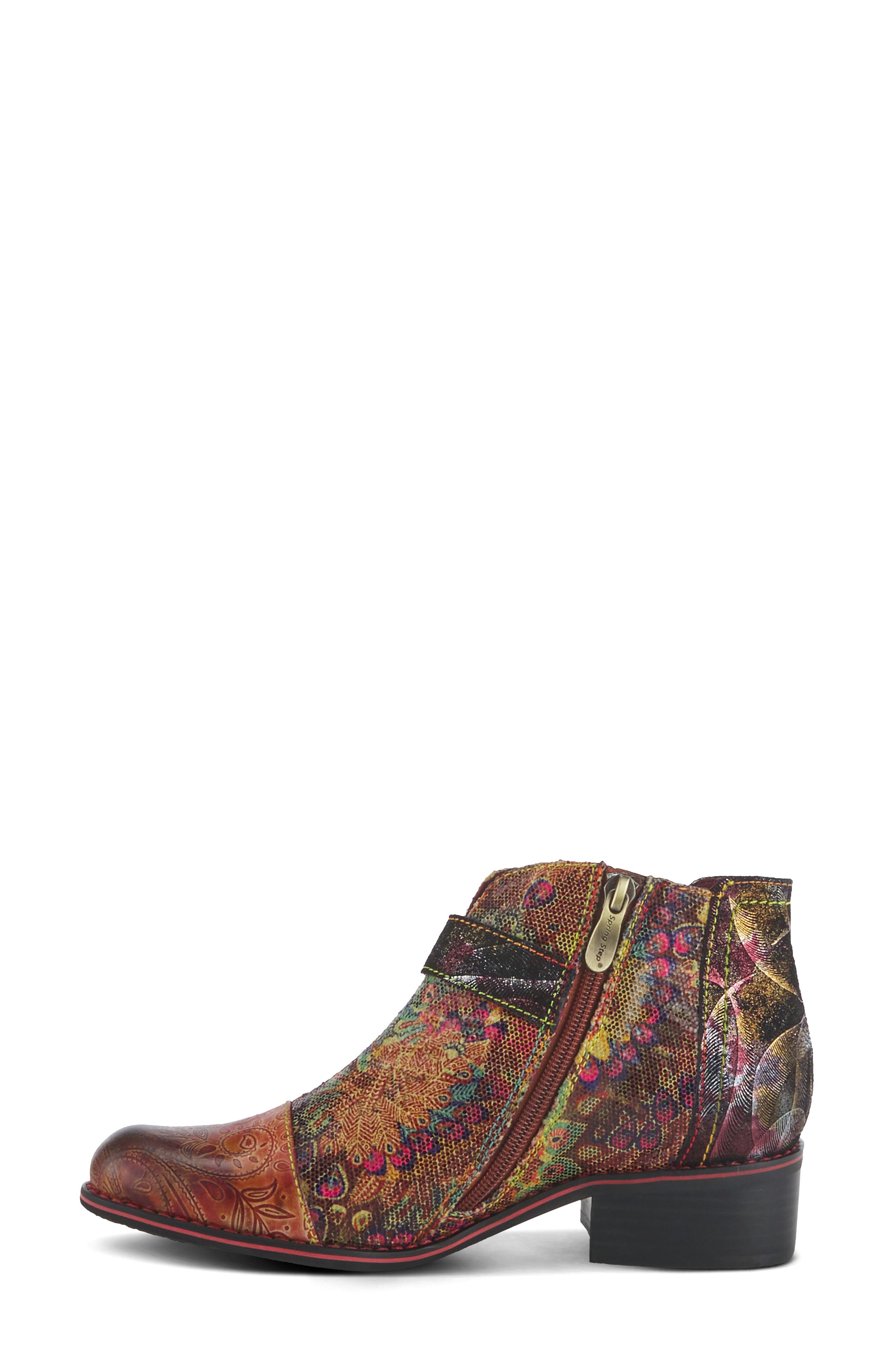 L'Artiste by Spring Step Georgiana Scope Bootie, Alternate, color, 