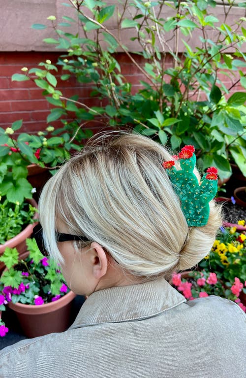 Solar Eclipse Prickly Pear Cactus Claw Clip In Green