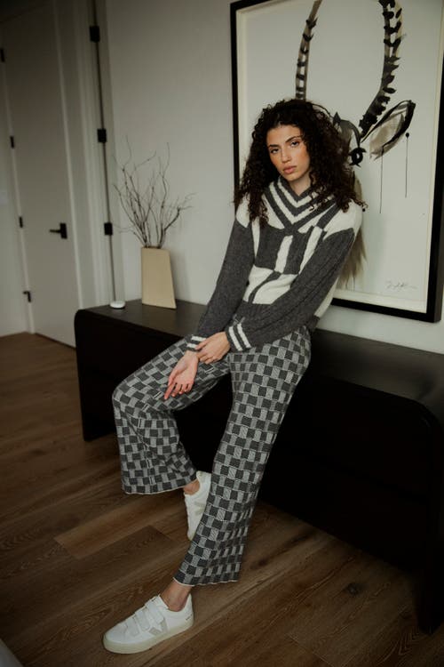 Sskein Kari Pullover In Grey Ivory