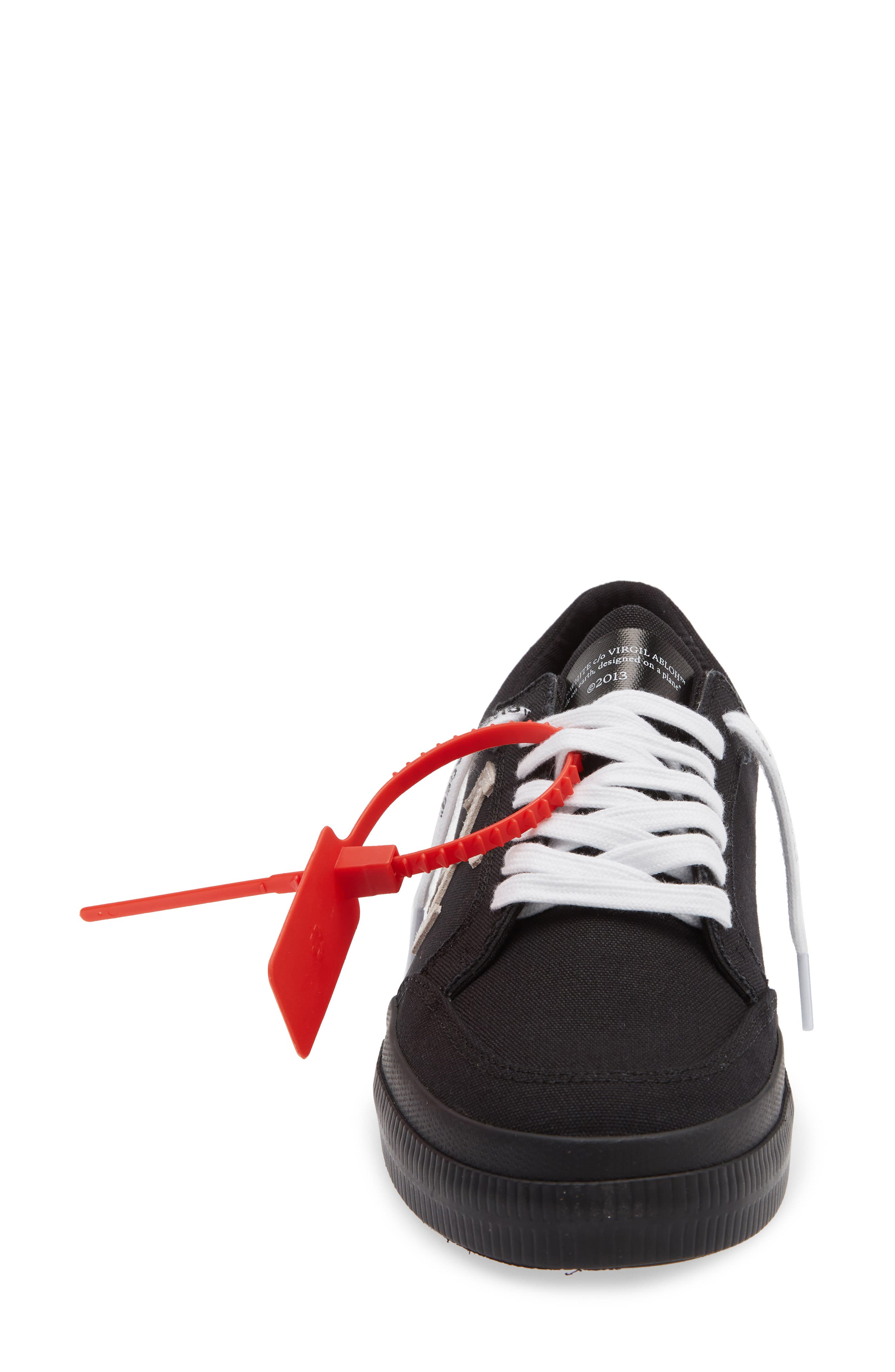 Off-White Vulcanized Low Sneaker, Alternate, color, Black - White