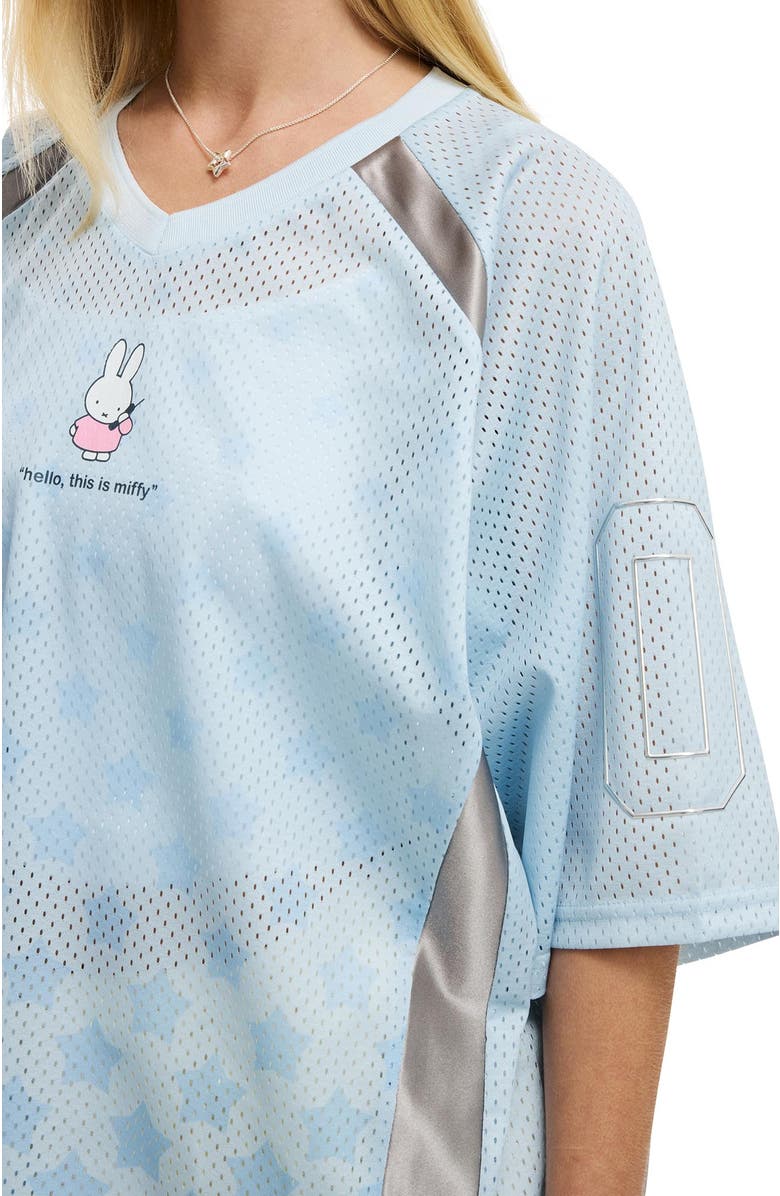 Cotton On Women's Lcn V Neck Regular Cropped Graphic Tee New, Alternate, color, Lcn Mif Miffy Star Seaside