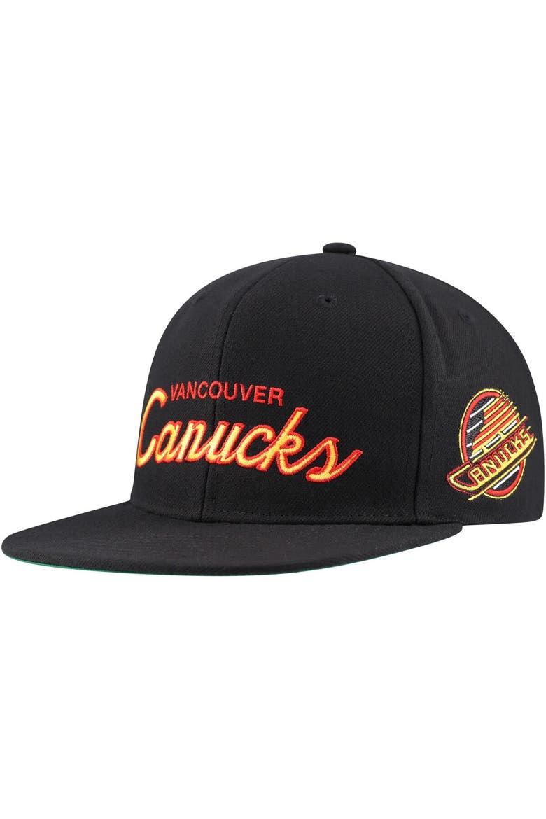 Men's Mitchell & Ness Black Vancouver Canucks Core Team Script 2.0 Snapback Hat, Main, color, Black