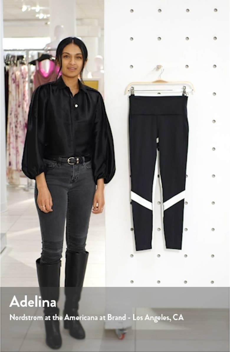 Transform High Rise 7/8 Pocket Tights, sales video thumbnail